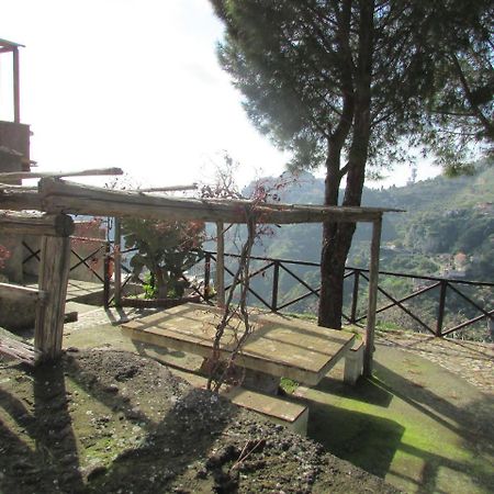 Rifugio Dei Tre Pini ξενώνας Castelmola Εξωτερικό φωτογραφία